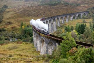 The Jacobite steam train from Fort William to Mallaig in Scotland crosses the Glenfinnan viaduct?