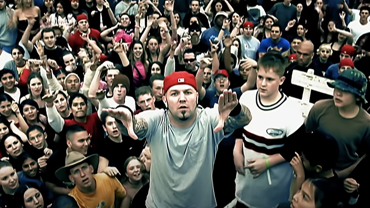 fred durst in limp bizkit&#039;s break stuff video