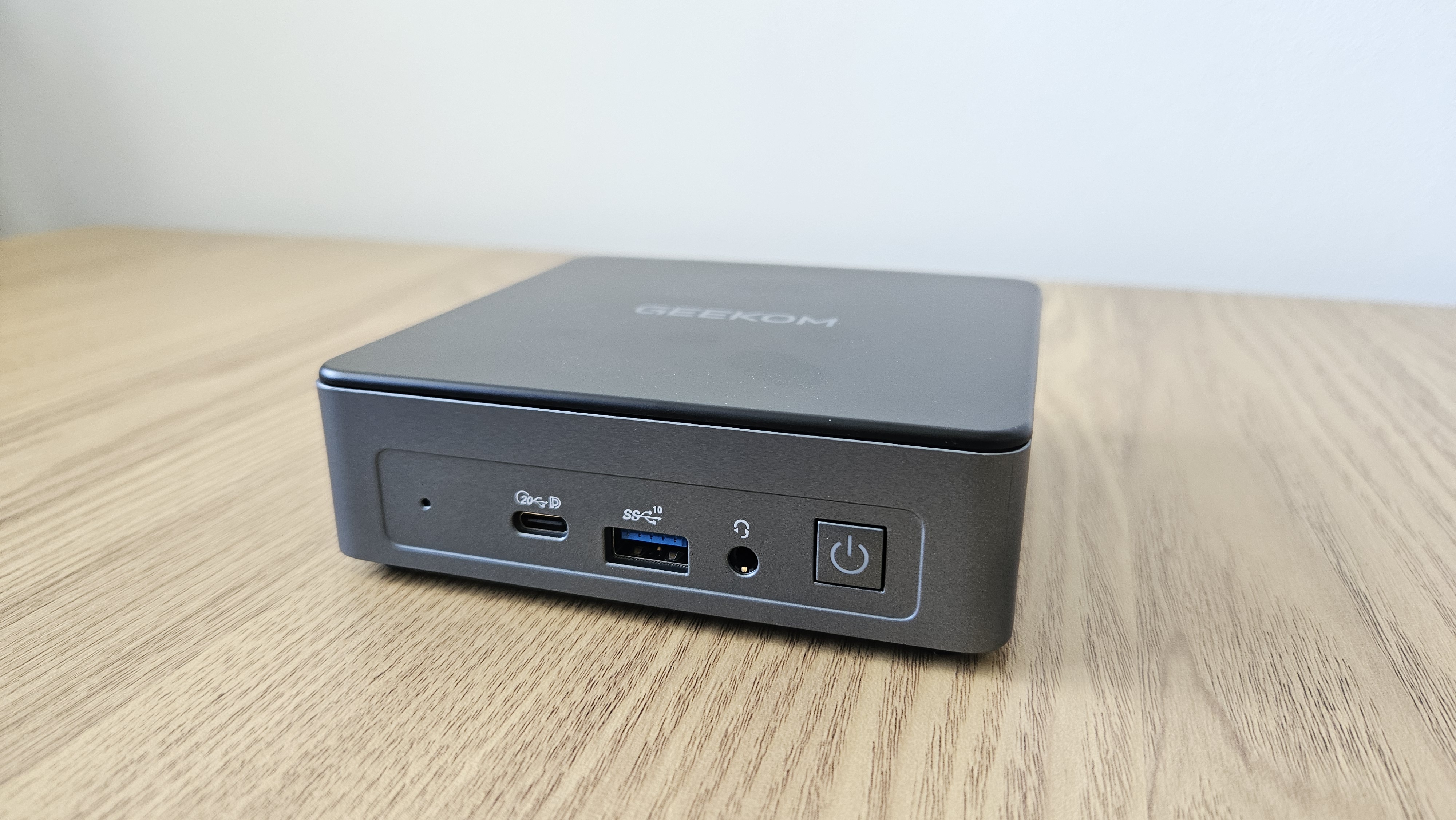 The Geekom Air12 2026 Edition on a desk