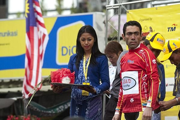 New King of the Mountains leader Rahim Emami (Azad University Cycling Team) from Iran is seventeenth overall, seventeen seconds behind the leader with Genting tomorrow.