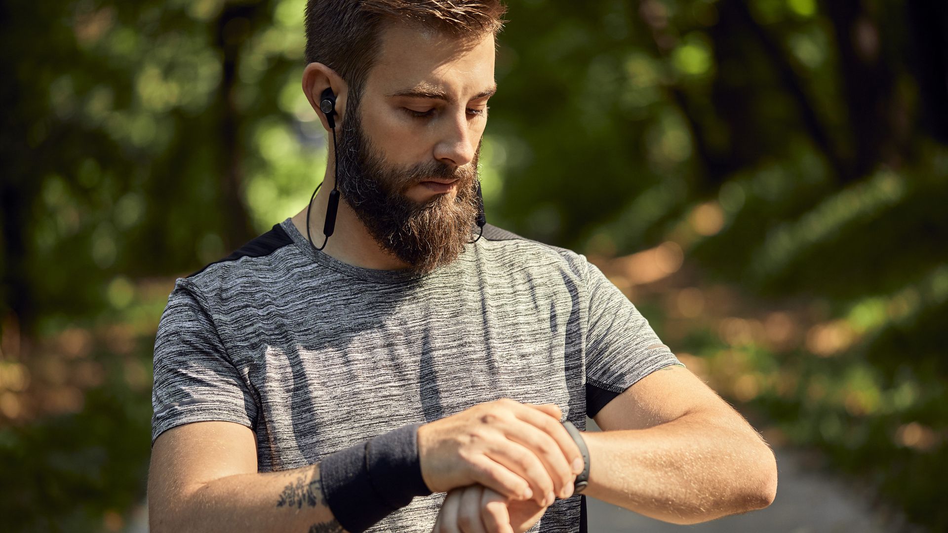 can you talk to text on garmin watch