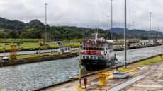 Panama canal shipping route 