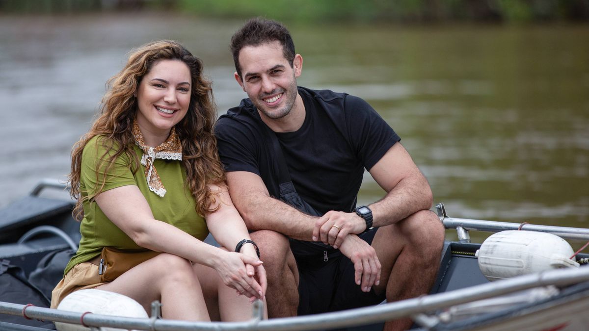 Celebrity Race Across 2024 episode 1 Kelly Brook and husband Jeremy on a boat