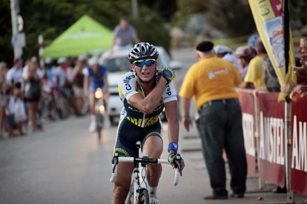 Johnny Hoogerland (Vacansoleil) finished in second place.