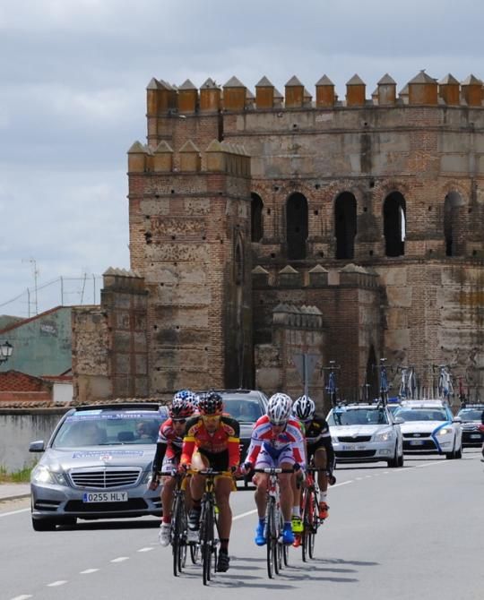 The breakaway past a little castle