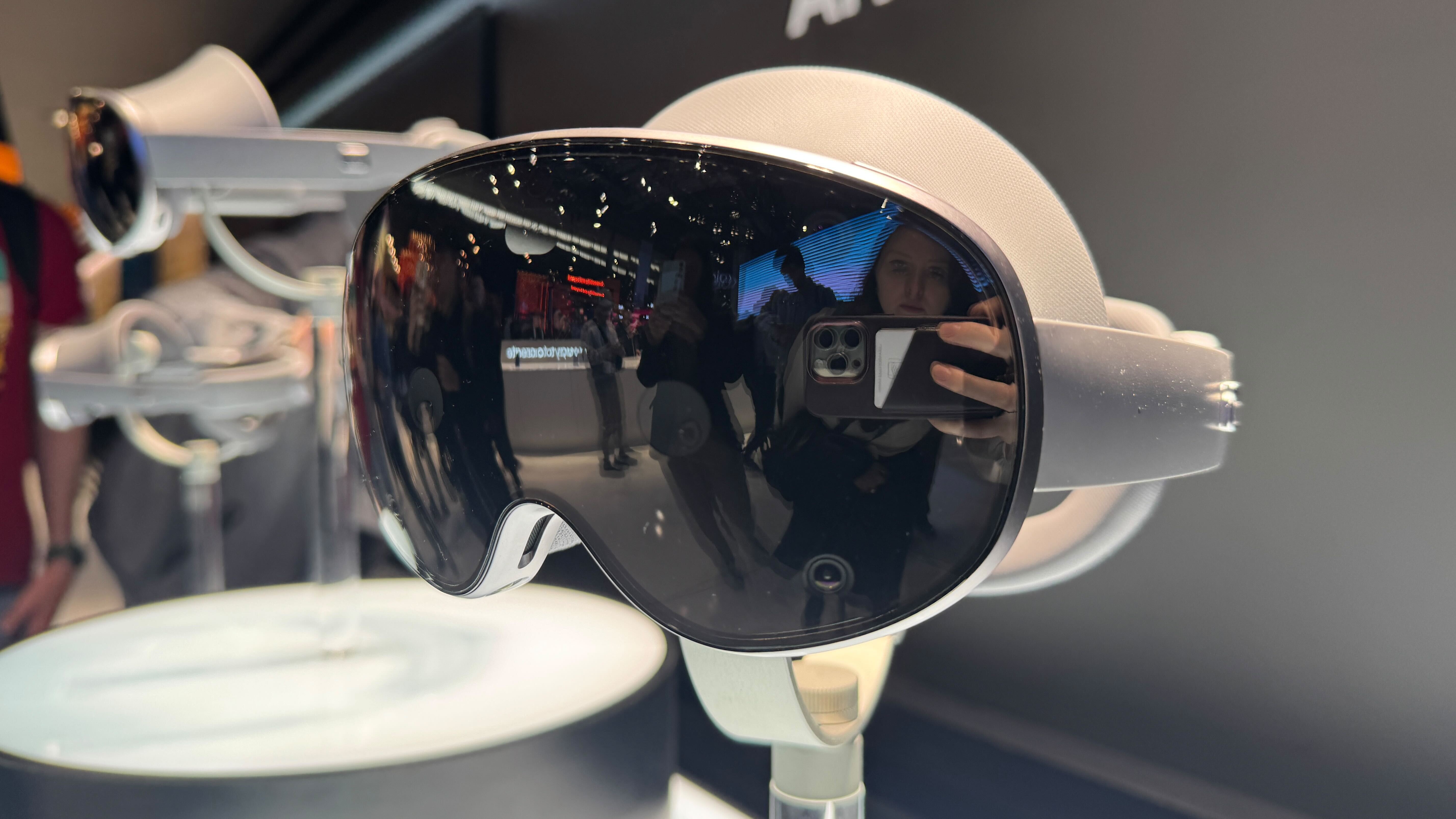 A suite of images from MWC 2025