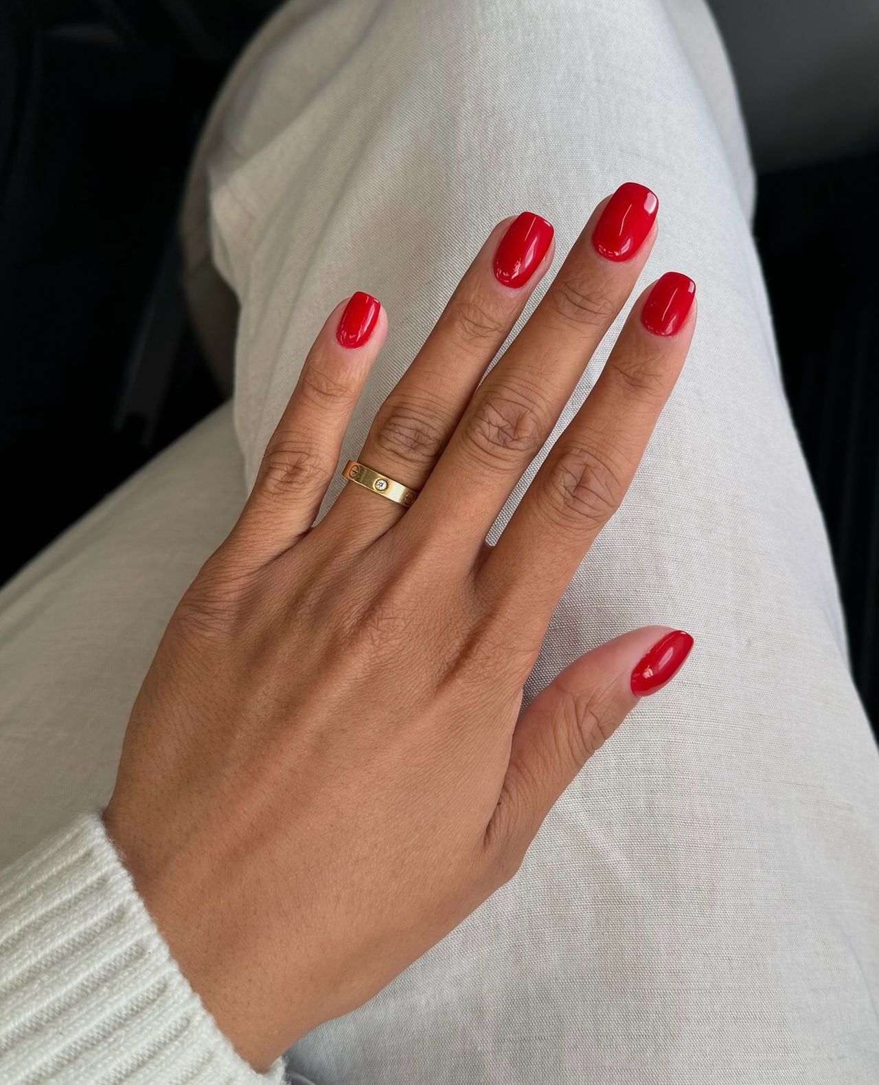OPI Big Apple Red Is the Nail Polish to Know About This Winter | Who