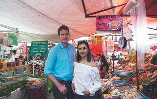 Three fine hosts, one stunning city as Anita Rani, Ade Adepitan and Dan Snow explore Mexico City on their tour of urban life around the world.