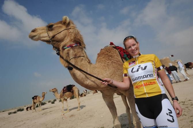 Kirsten Wild (Giant-Shimano) poses with the local wildlife in Qatar