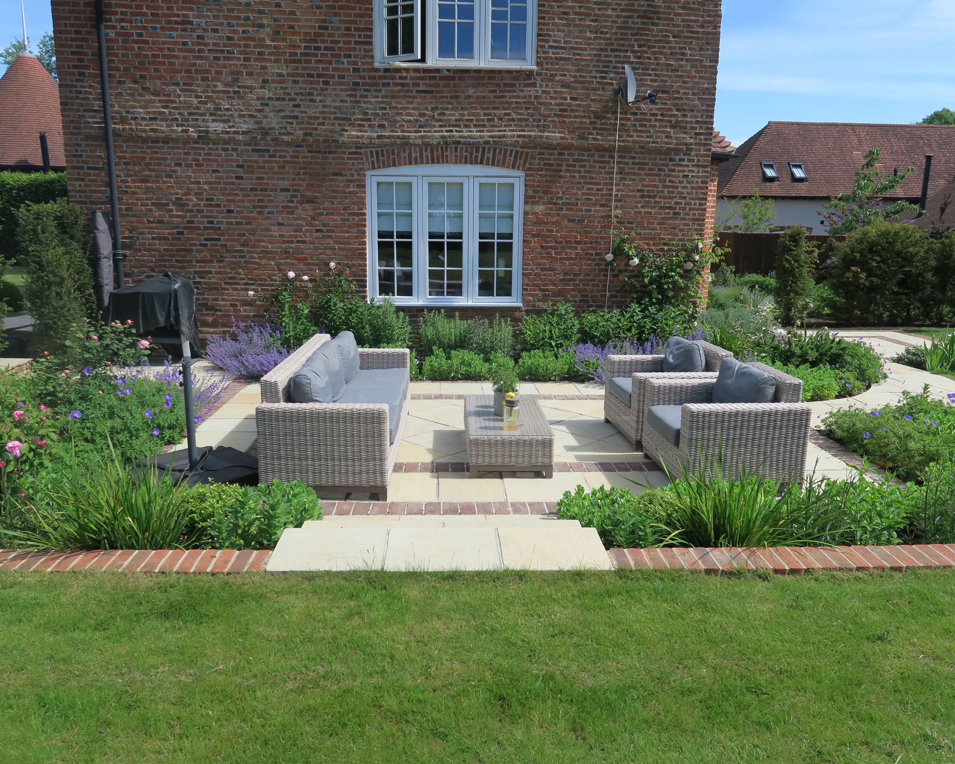 How to design a patio