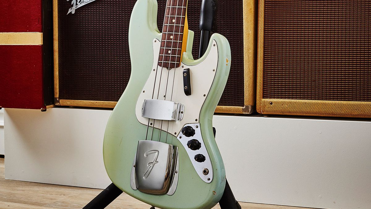 Fender Jazz Bass vs Fender Precision Bass: which is better? | Guitar World
