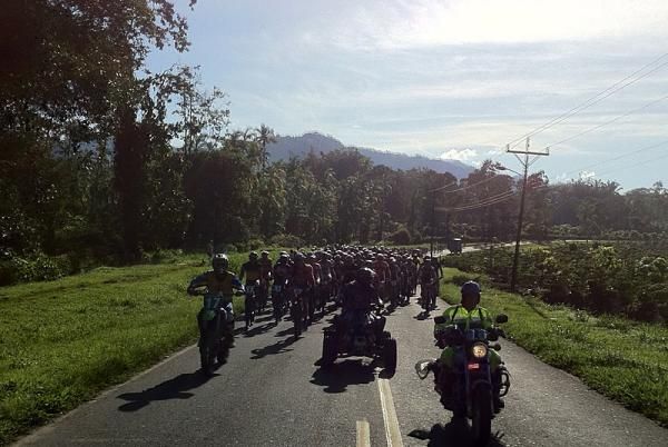 The peloton rolls out