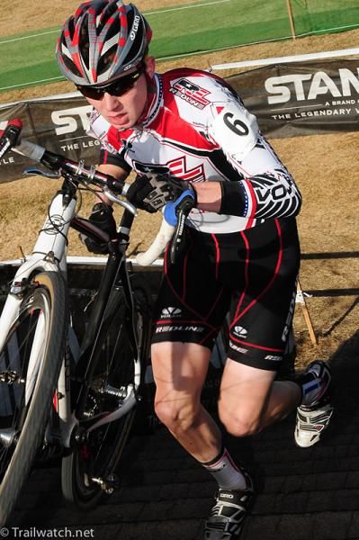 Logan Owen (Redline) running the steps in third place