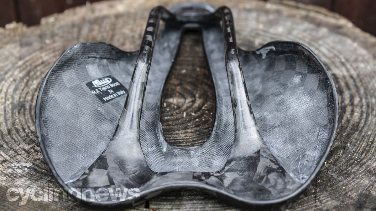 Selle Italia SLR Boost Tekno Superflow saddle