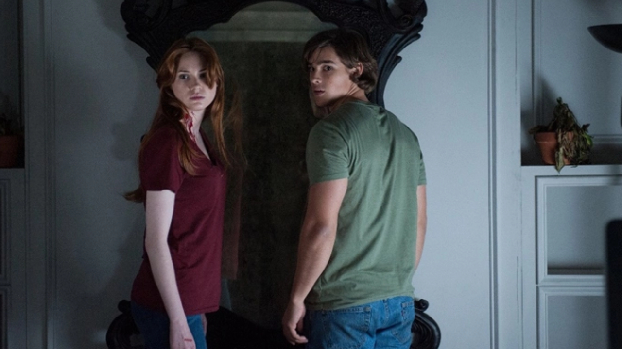 Karen Gillan and Brenton Thwaites in Oculus