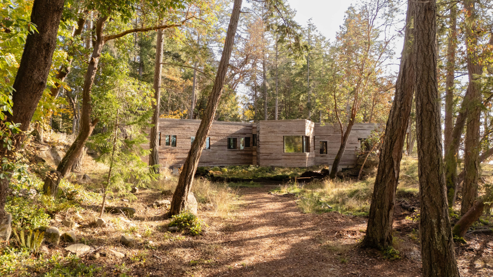 91.0 Bridge House, a retreat in Canada, by Omer Arbel