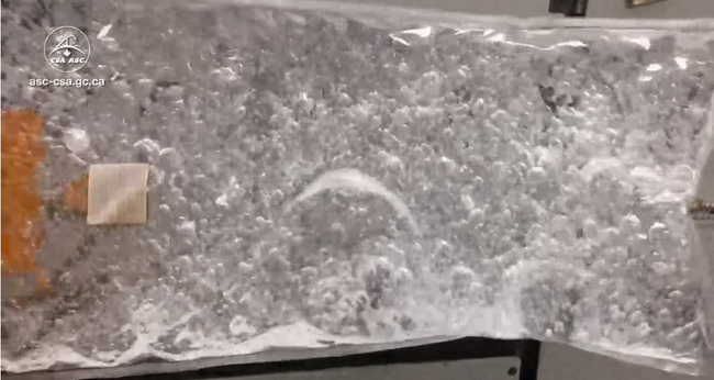 Space Bubbles! Watch Water Act Weird in Zero G (Video)