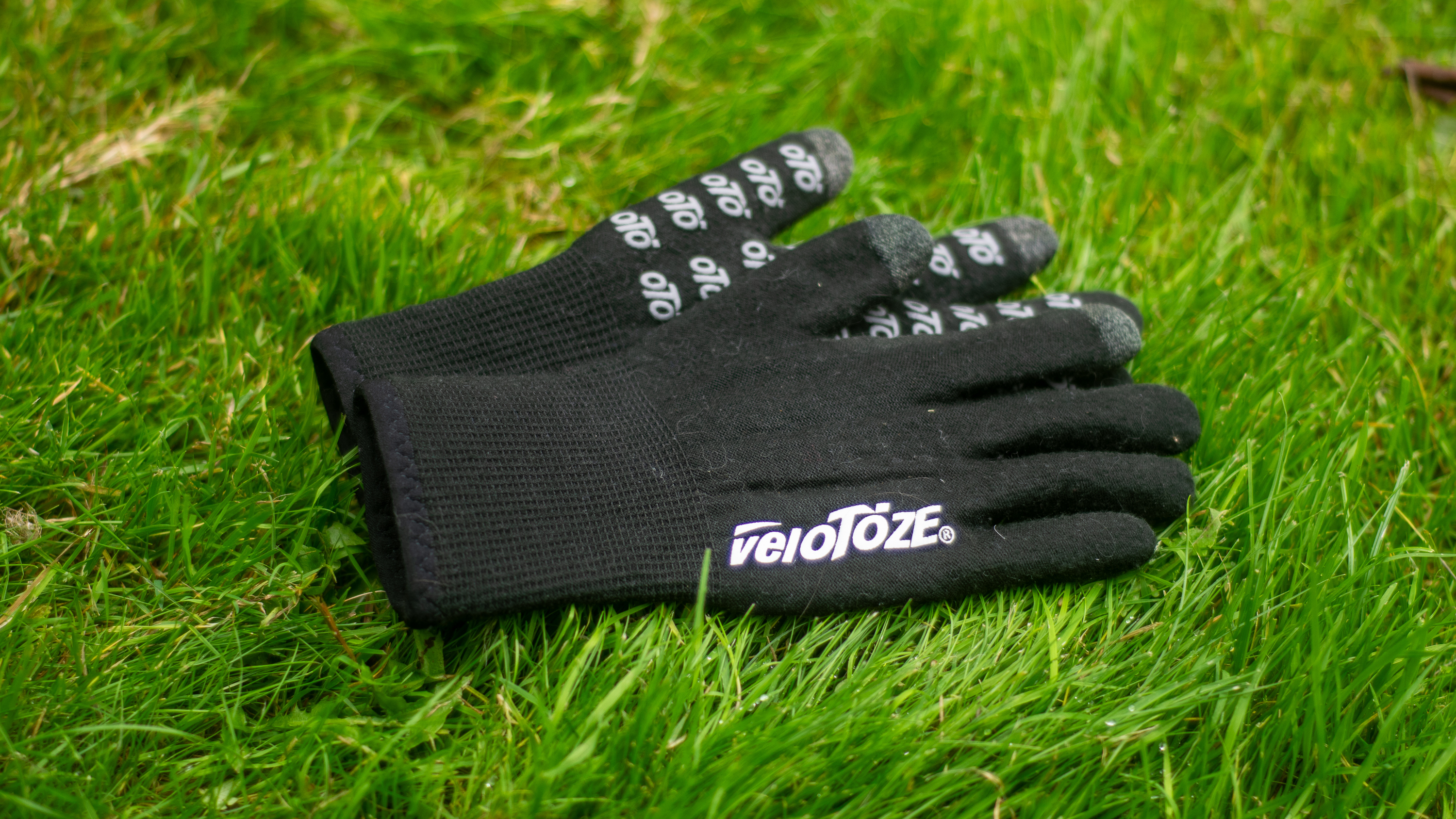 Velotoze knitted gloves