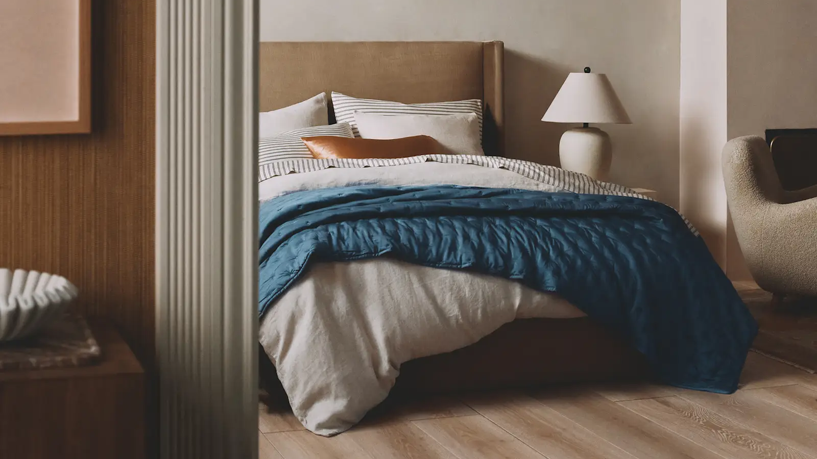 A bed with Quince sheets