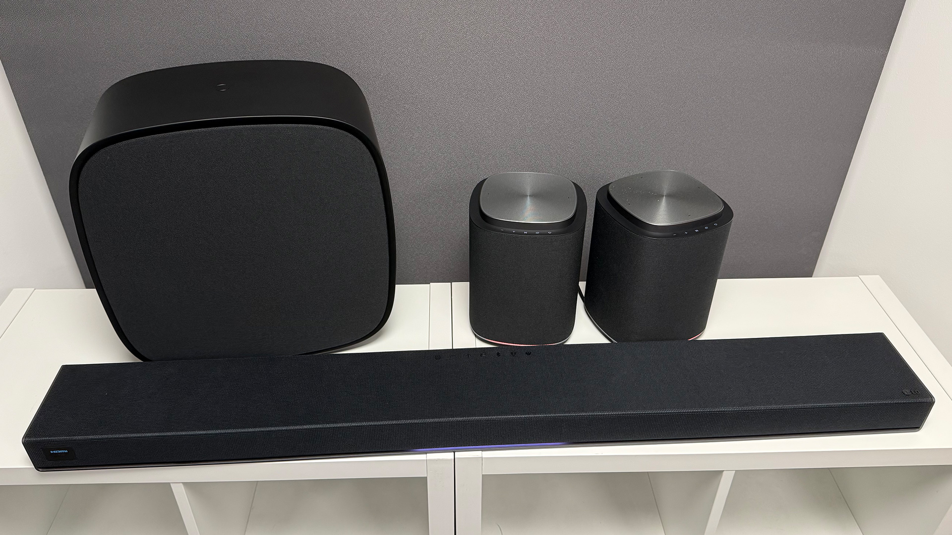 LG Sound Suite system soundbar system