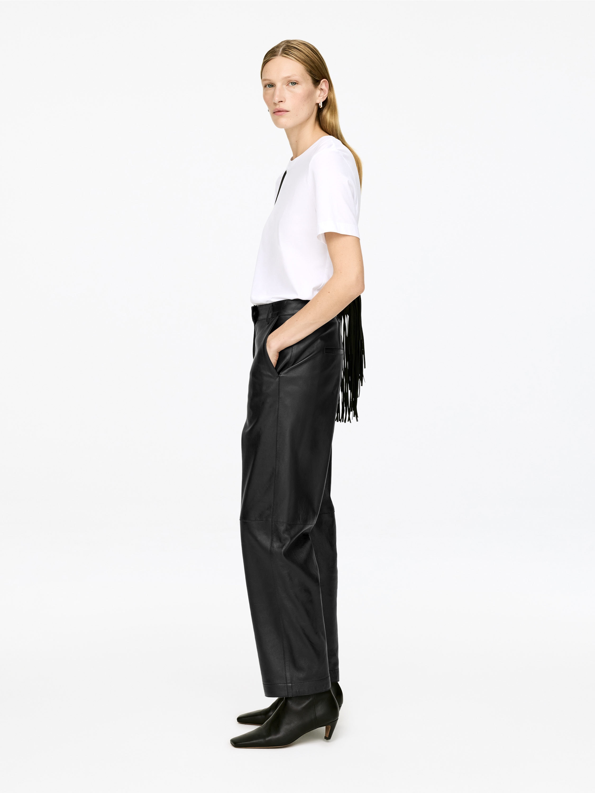 Relaxed Leather Trousers &amp;ndash; Black &amp;ndash; Women &amp;ndash; Arket Gb