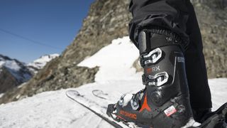 Carv 2 on a ski boot