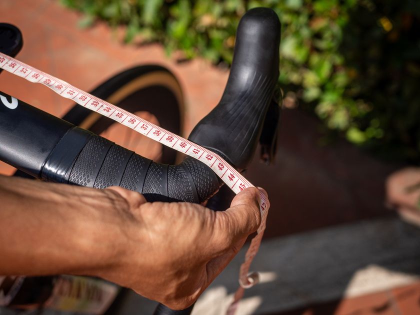 Canyon&#039;s aero cockpit width can be adjusted with Van Der Poel running a 41cm width centre to centre