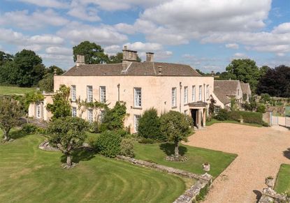 Prince Harry and Meghan Markle's home rumoured to be Luckington Court ...