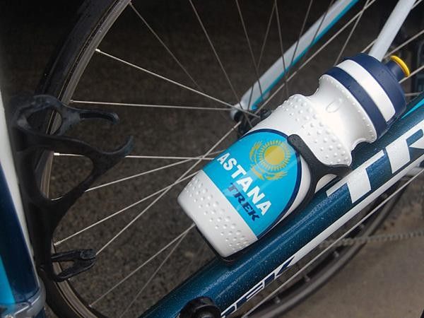 Trek's stout composite Bat Cages hold bottles tight over the cobbles.