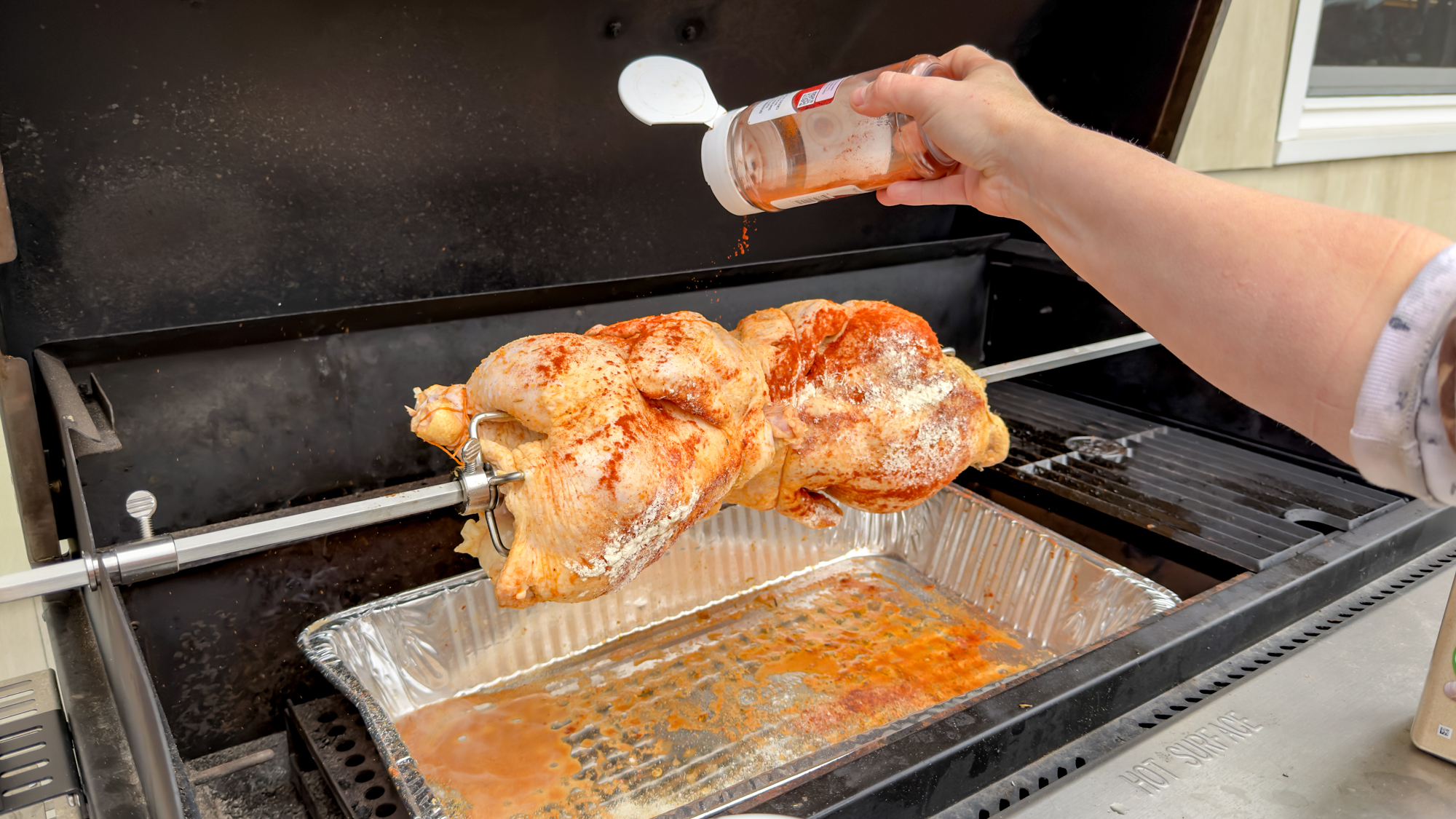 Rectec X-Fire Pro 825 grill and food