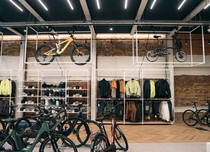 British cheap cycling brands