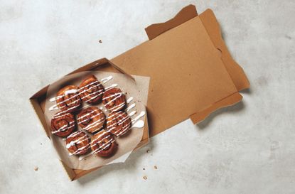 Cinnamon Scrolls (Image: Papa John's)