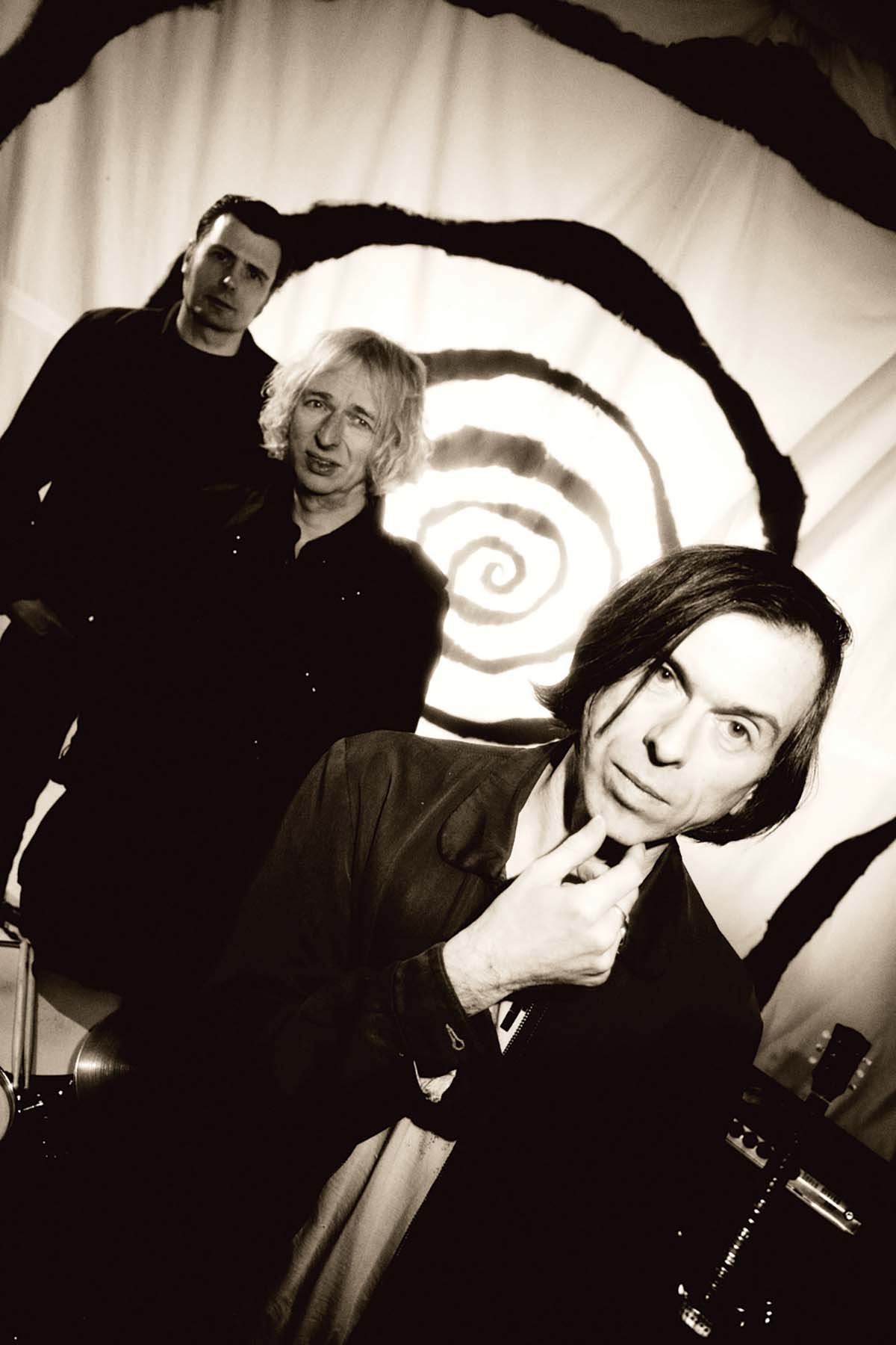 Aortrait of alt-blues trio Little Barrie