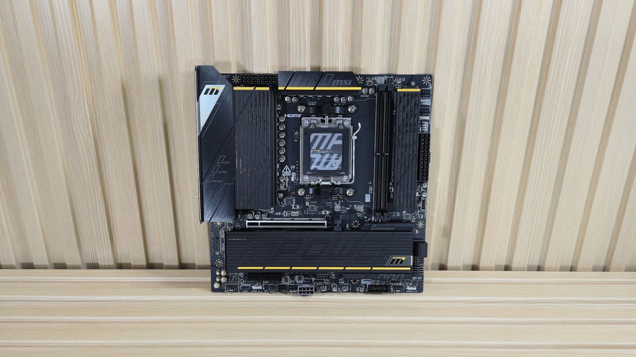 MSI B850 MPower - pictures