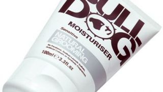Bulldog Natural Grooming sensitive moisturiser