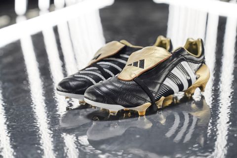 Best football boots for midfielders: Adidas Predator Pulse