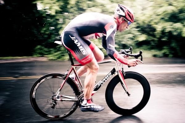 Tom Zirbel (Jamis-Sutter Home) making his way to third place.