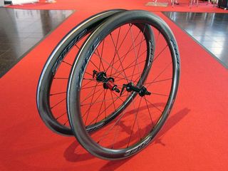 Zipp has adapted its Firecrest rim shape concept to the versatile 303 for 2012.