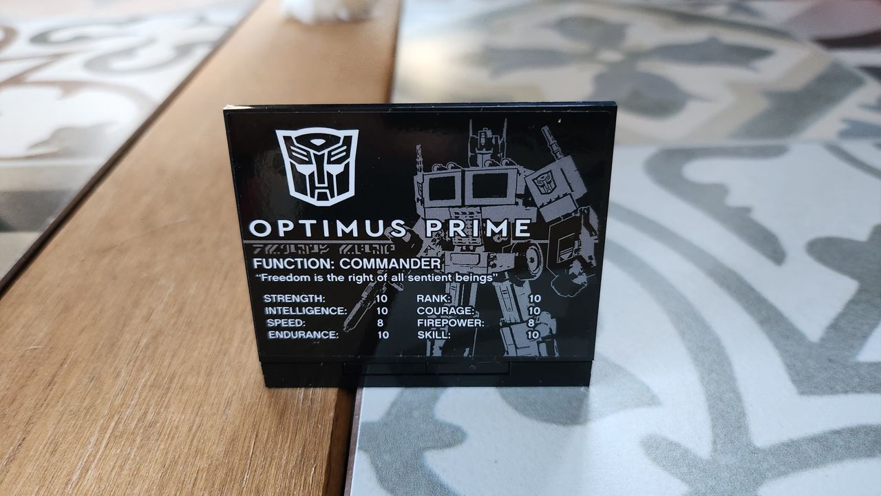 Lego Optimus Prime (10302)_close up of plaque