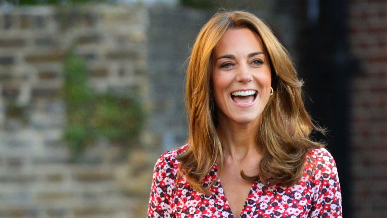 Kate Middleton’s red floral belted dress is the perfect summer-to-autumn dress that&#039;s ideal for those warm and sunny September days