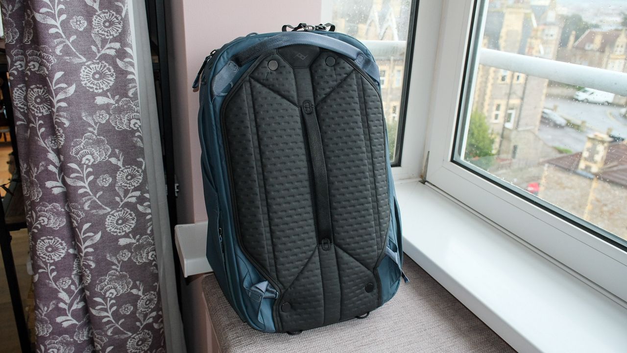 Peak Design Travel Backpack 45L review