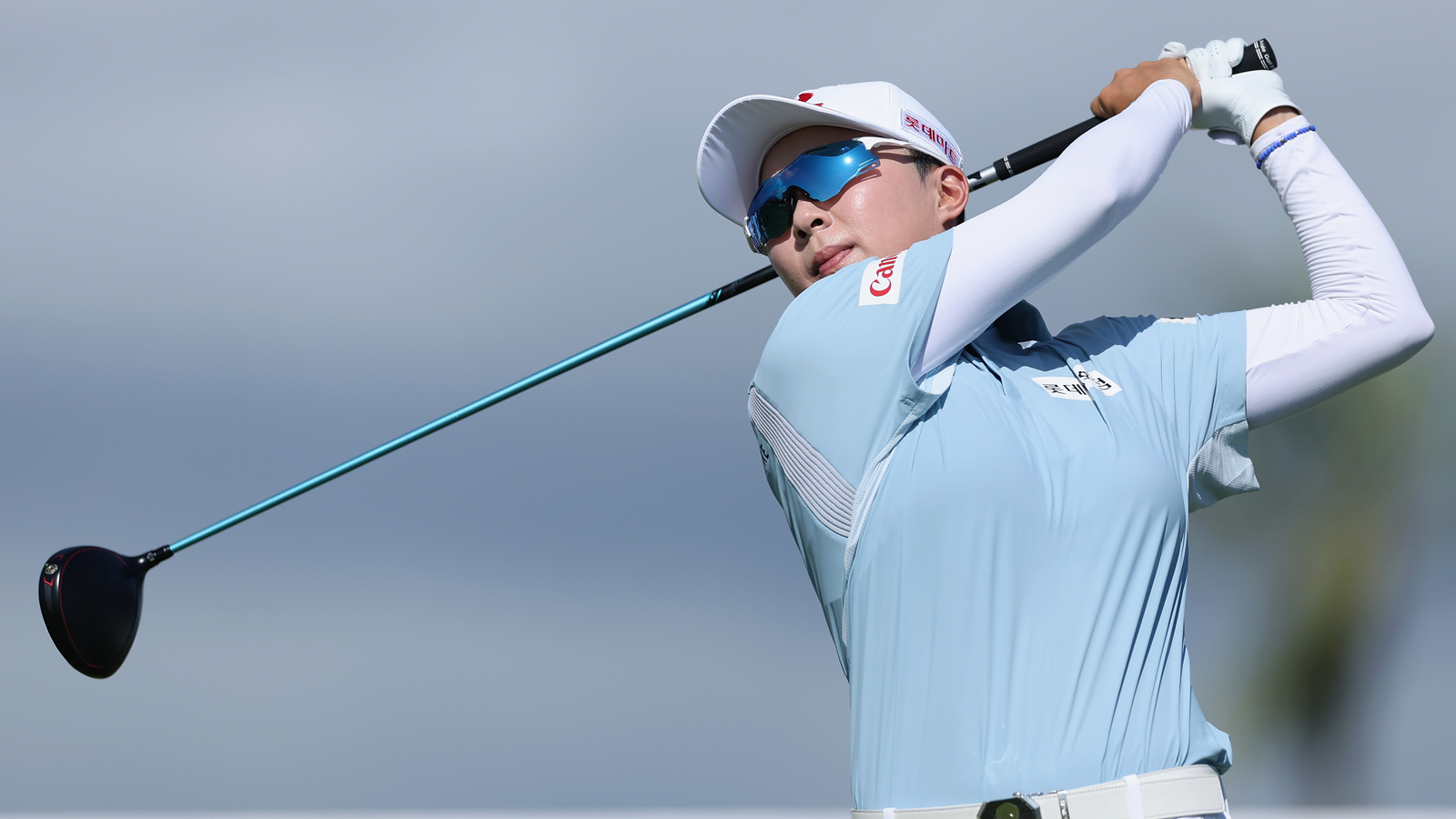 Hyo Joo Kim hits a driver off the tee