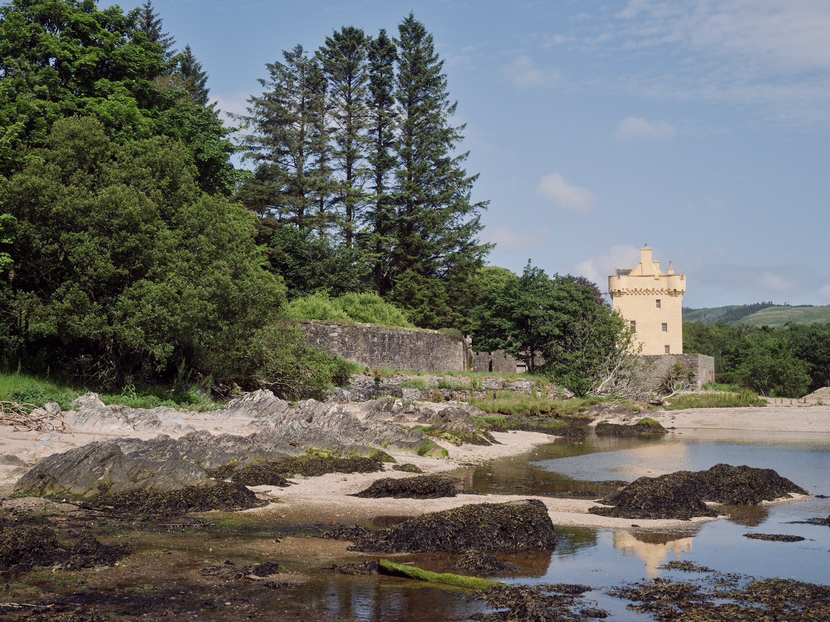 Images of Saddle Castle
