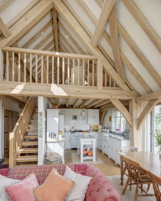 oak frame house with vaulted ceiling and country kitchen