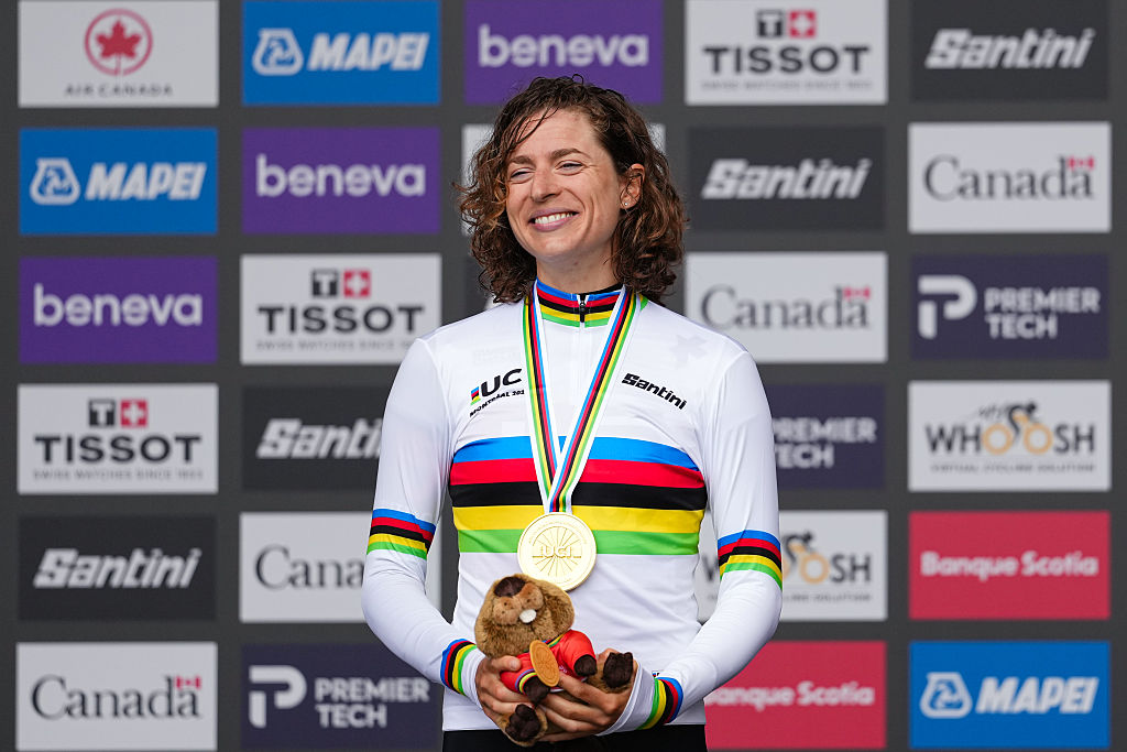 Marlen Reusser on the podium at the 2026 Road World Championships wearing the rainbow jersey as elite women's time trial world champion