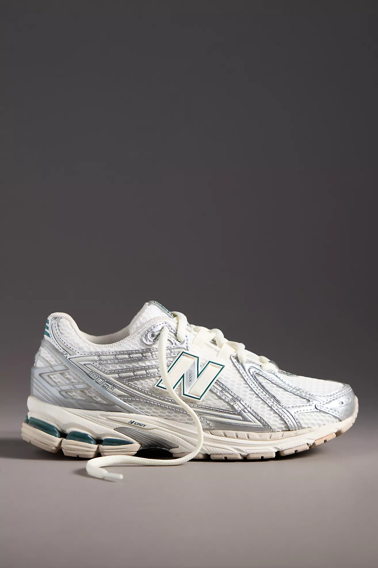 New Balance 1906r Sneakers