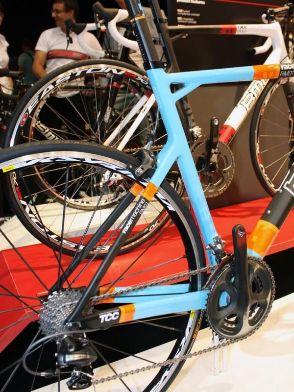 The Racemachine stays do without the extra shaping of the SLR01 for a stiffer ride.