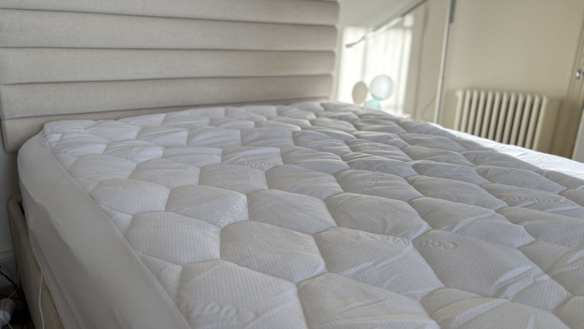 Testing the Soak &amp;amp; Sleep Coolmax Mattress Protector