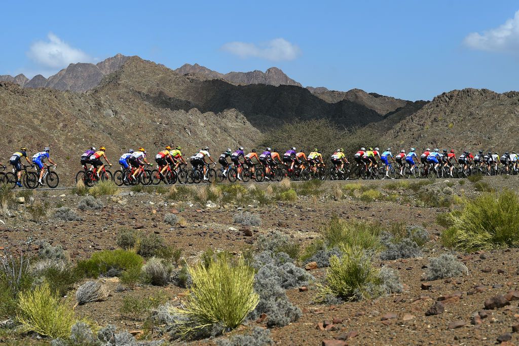 The Tour of Oman peloton is lined out