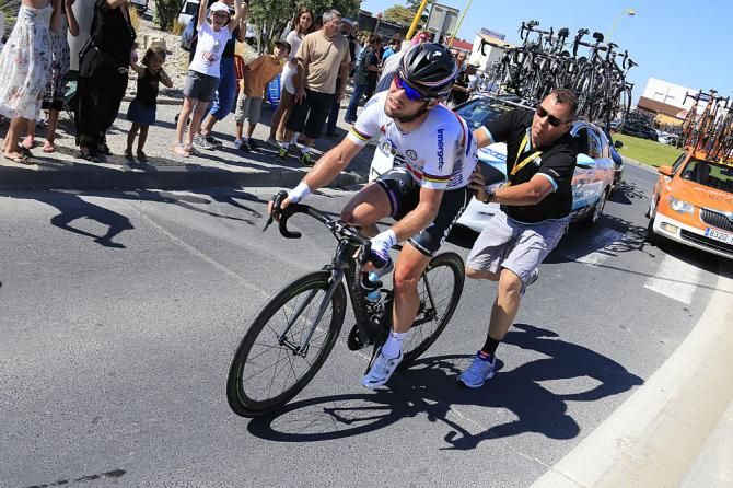 Mark Cavendish (Omega Pharma - Quick Step) gets back underway